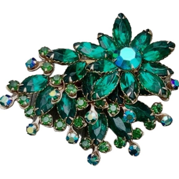 Vintage Jewelry - Elegant Green Crystal and AB Stones Brooch